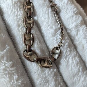 Elegant Gold Chain Bracelet